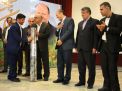 گزارش تصویری از اهداء جوایز  در همایش تجلیل از پرفسور علی اکبر جلالی چهره ماندگار شهرستان شاهرود 